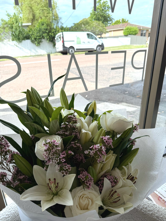 Thinking of you bunch with vase